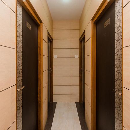 Hotel O Kamal Mumbai  Buitenkant foto
