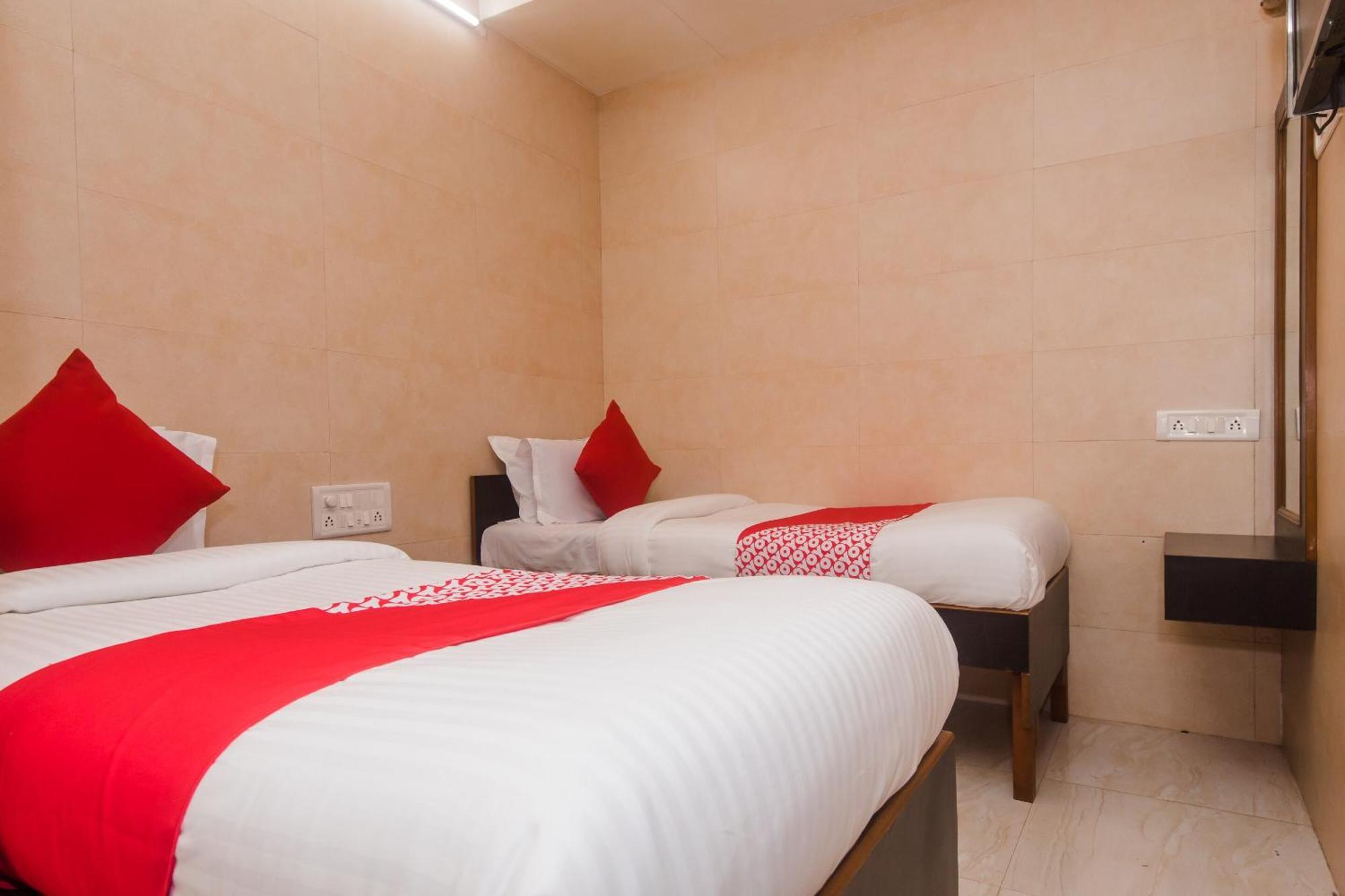 Hotel O Kamal Mumbai  Buitenkant foto