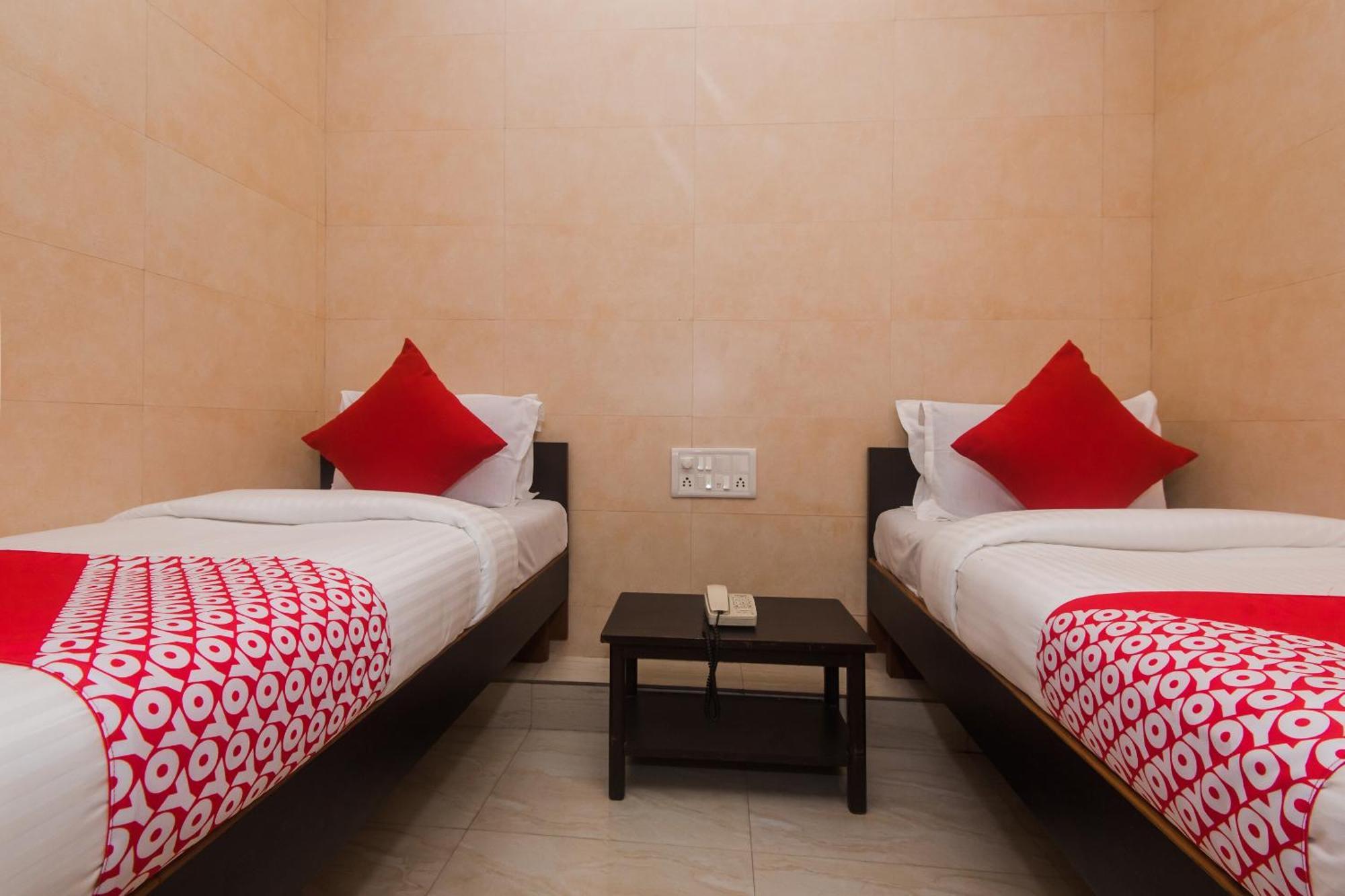 Hotel O Kamal Mumbai  Buitenkant foto