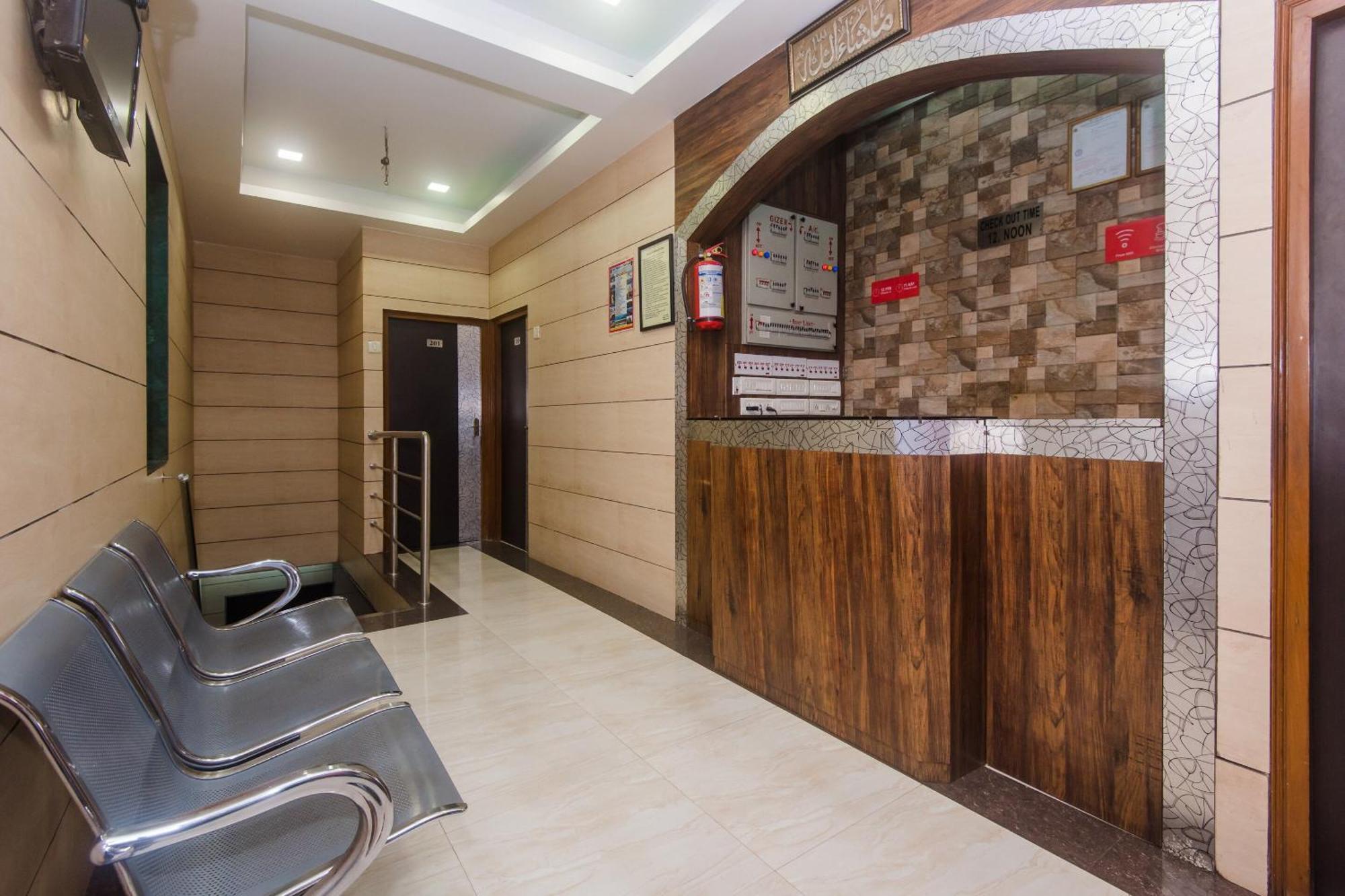 Hotel O Kamal Mumbai  Buitenkant foto
